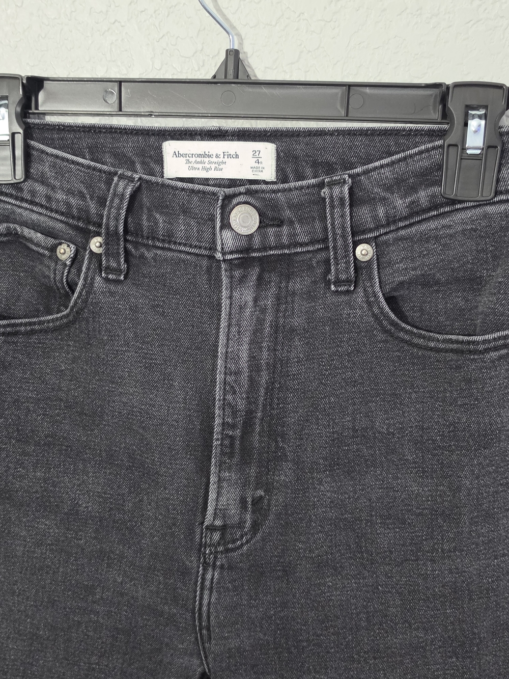 Abercrombie & Fitch The Ankle Straight Ultra High Rise Washed Black Womens 27R - Picture 4 of 8